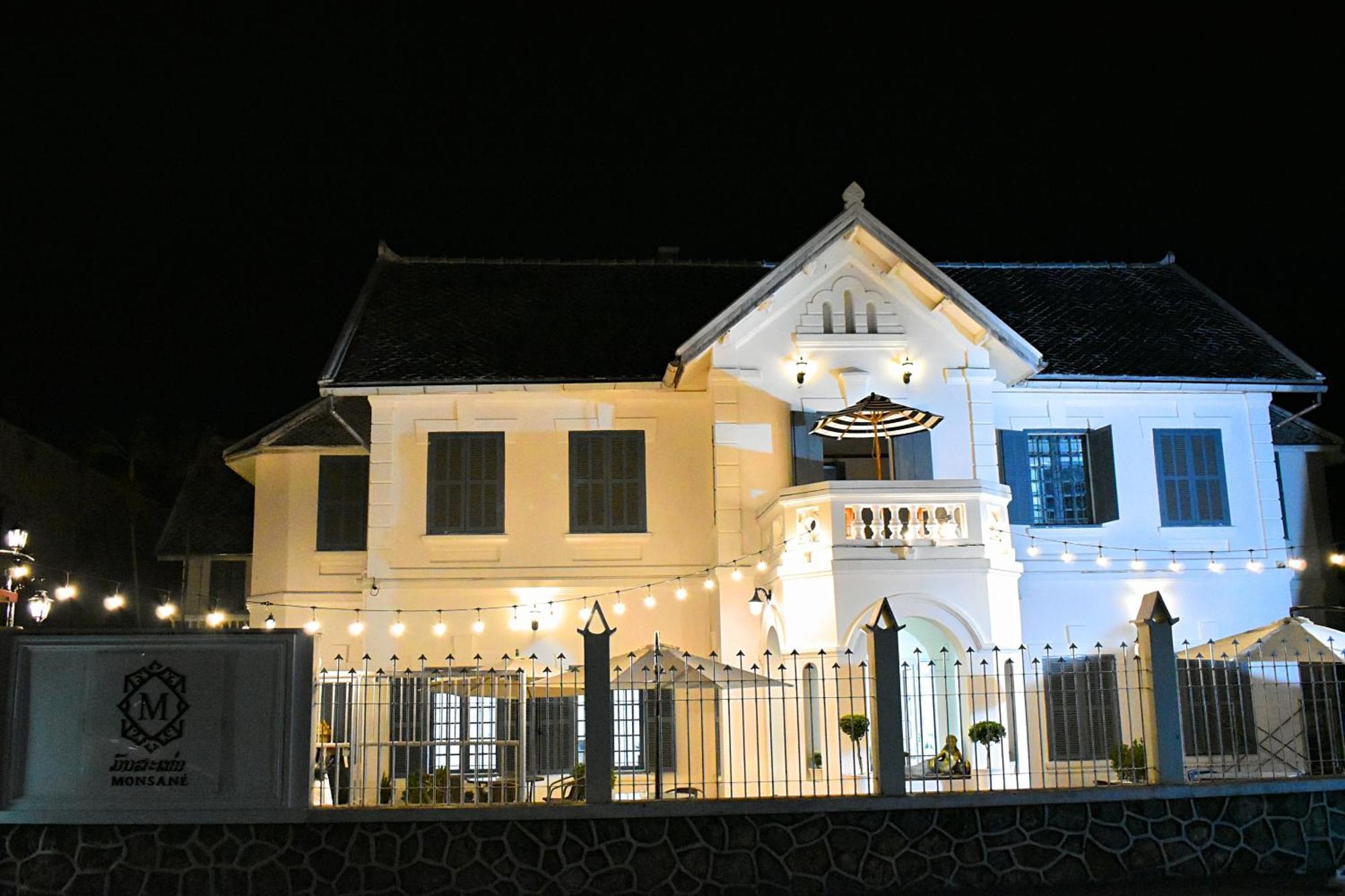 Monsane Villa لوانغ برابانغ المظهر الخارجي الصورة